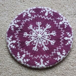 New, Handknit Wool Fairisle Beret